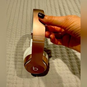 Beats Solo Headphones in rose gold!!!!